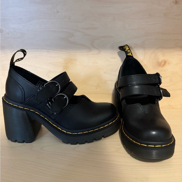 Dr. Martens EVIEE SENDAL LEATHER HEELED SHOES - Picture 4 of 7